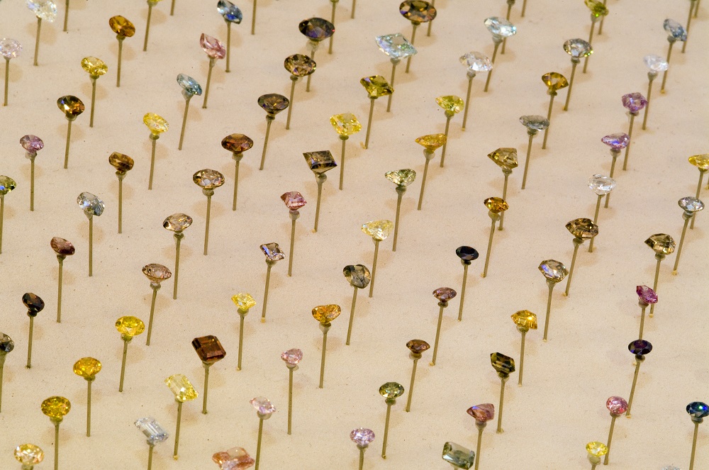 The_Aurora_Pyramid_of_Hope_collection_-_polished_diamonds.jpg